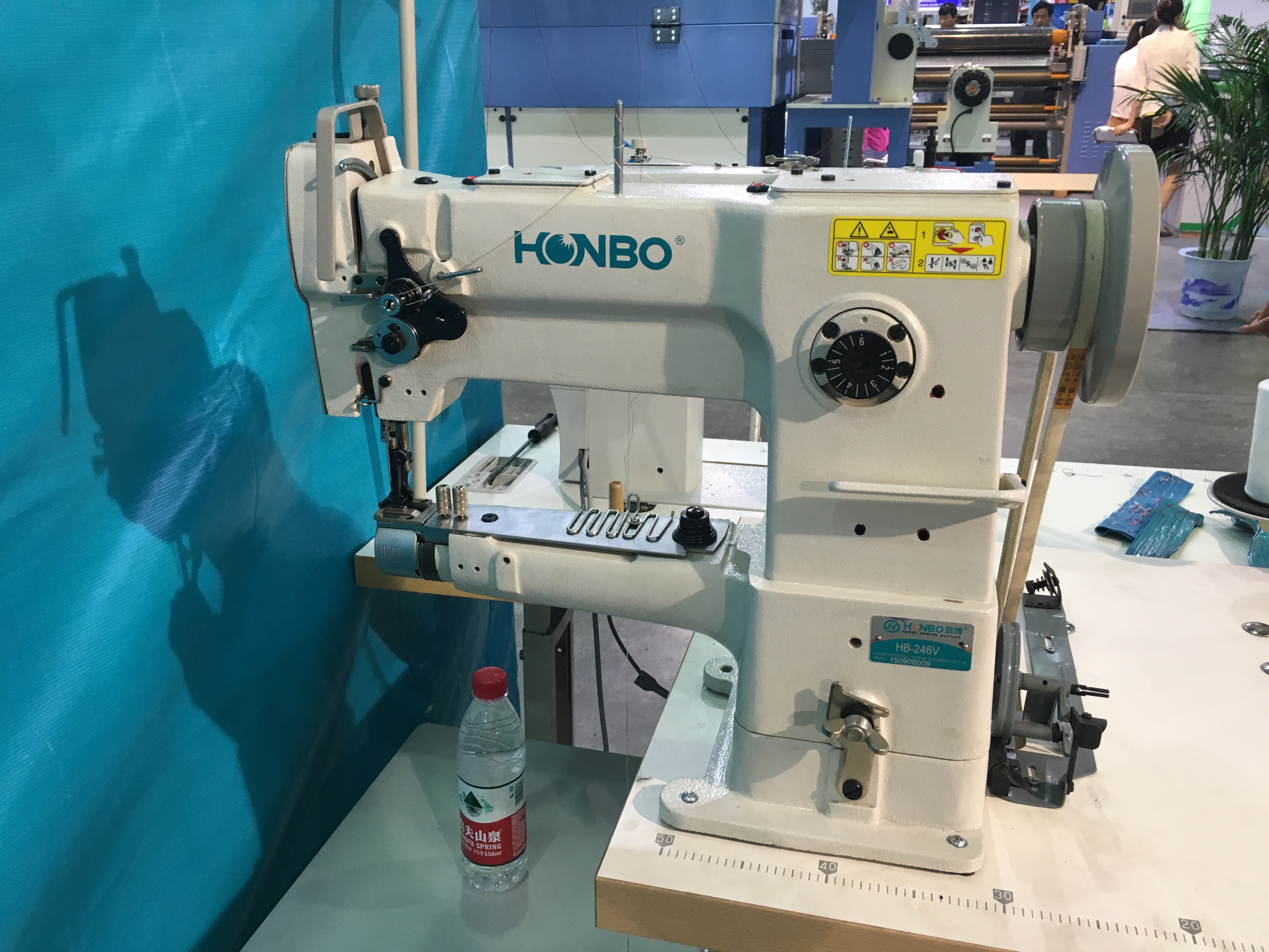 HB-246v single needle unison feed cylinder shoes hevy duty leather handbag making sewing machine